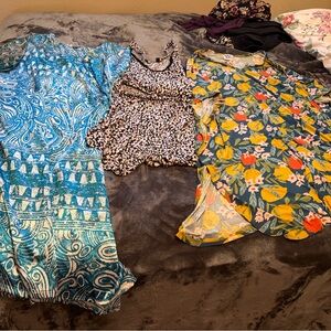 Lot of 3 pajamas XL 2 Caftans 1 Short Set Pj